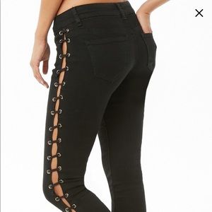 Forever 21 Side lace-up skinny jeans!